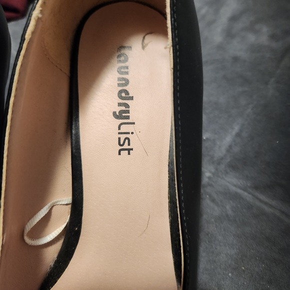 Laundry List pumps size 11 Black - Picture 2 of 3